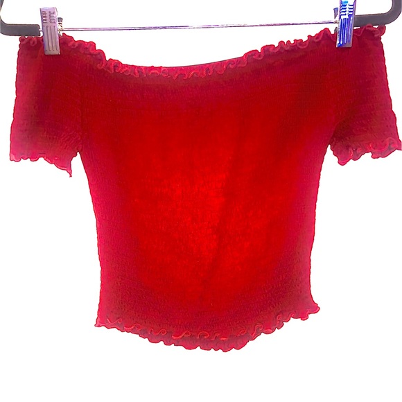 Off the shoulder red cropped shirt - Picture 1 of 1
